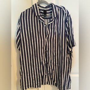 Men’s Striped Button Down Shirt